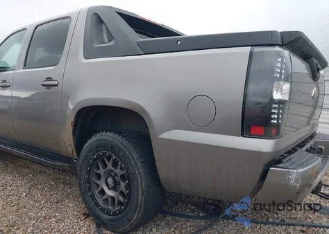 2008 Chevrolet Avalanche 1500 Lt z USA, uszkodzony, nr VIN 3GNFK12388G201192
